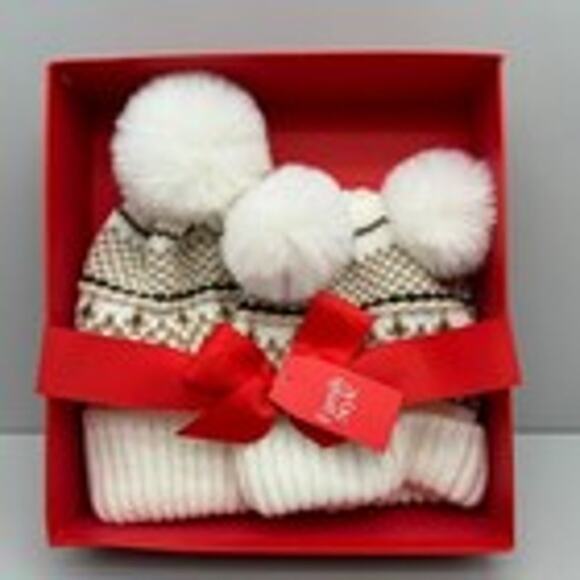 Charter Club Mommy & Me Fair Isle Beanies Set White Neutral Cozy Comfy Festive - Picture 1 of 6